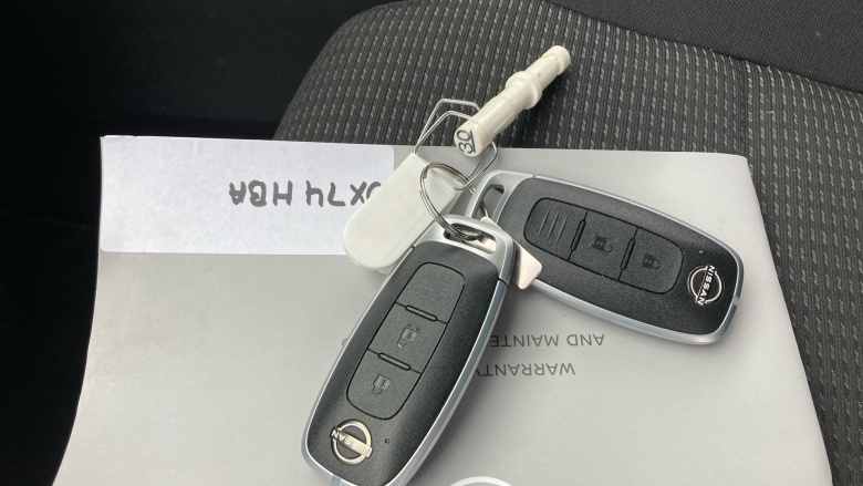 Nissan Qashqai 1.3 DiG-T MH 158 Acenta Premium 5dr Xtronic Petrol Hatchback